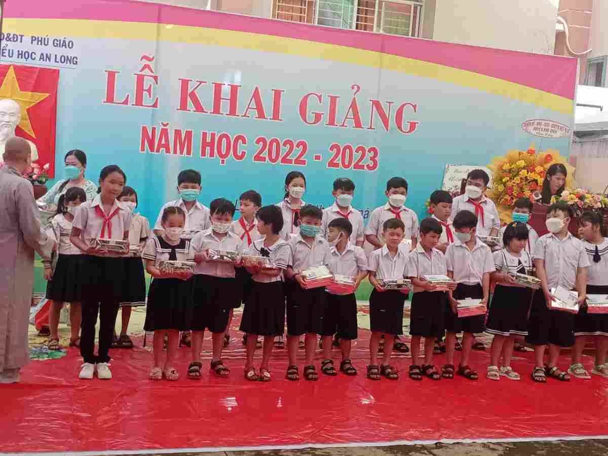 z3698092303623_b3780961299393e6726faa25a59d4502